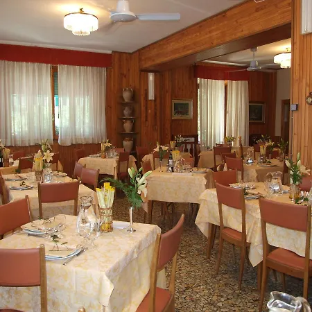 Hotel Villa Patrizia-2
